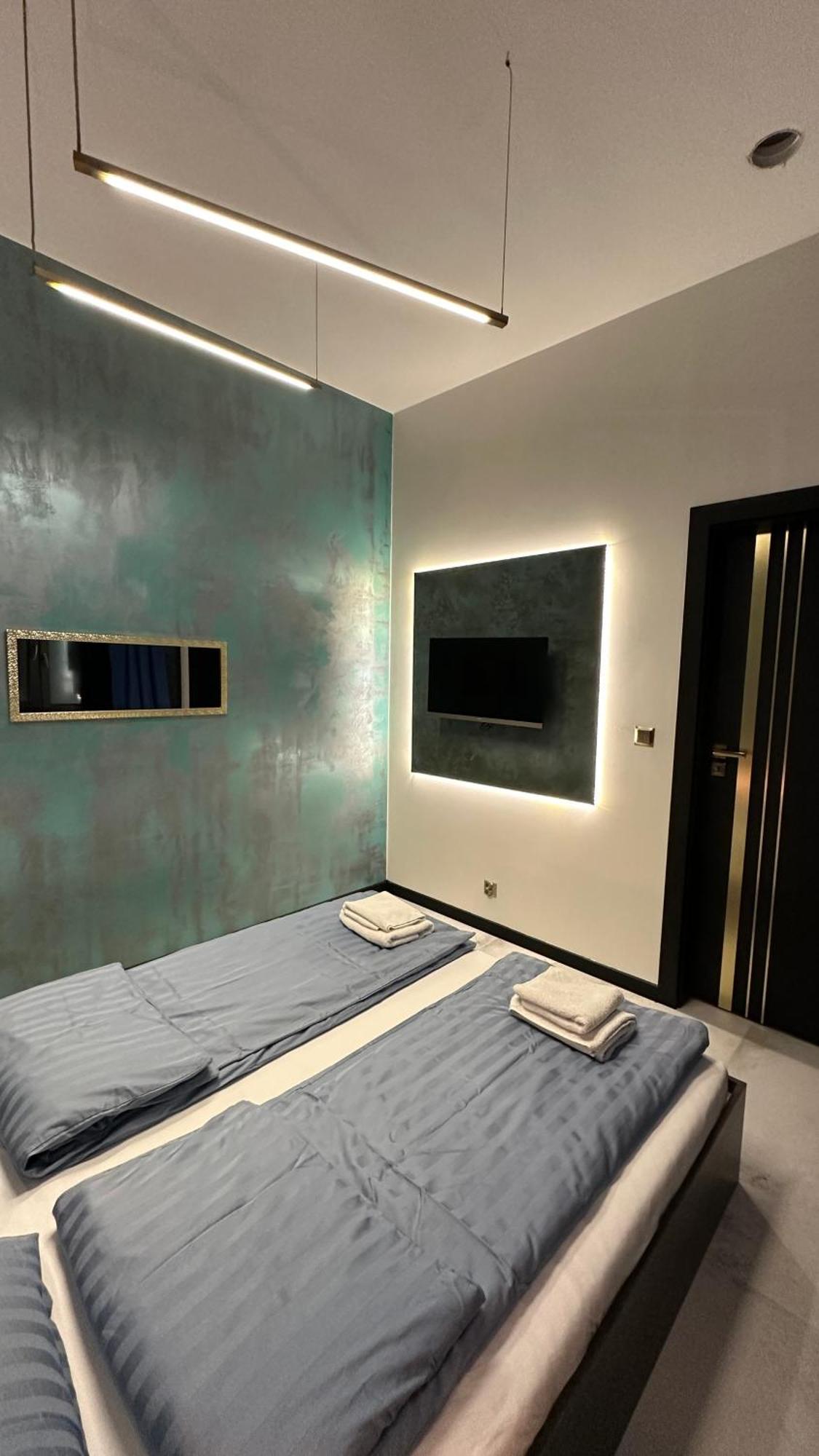 Darkhouse Caesar Apartment Lodz (Lodz)